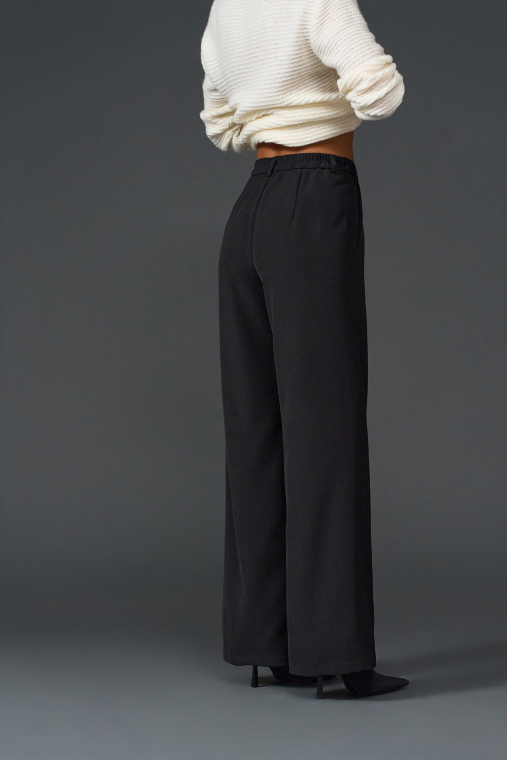 Pantaloni 3137 — negru