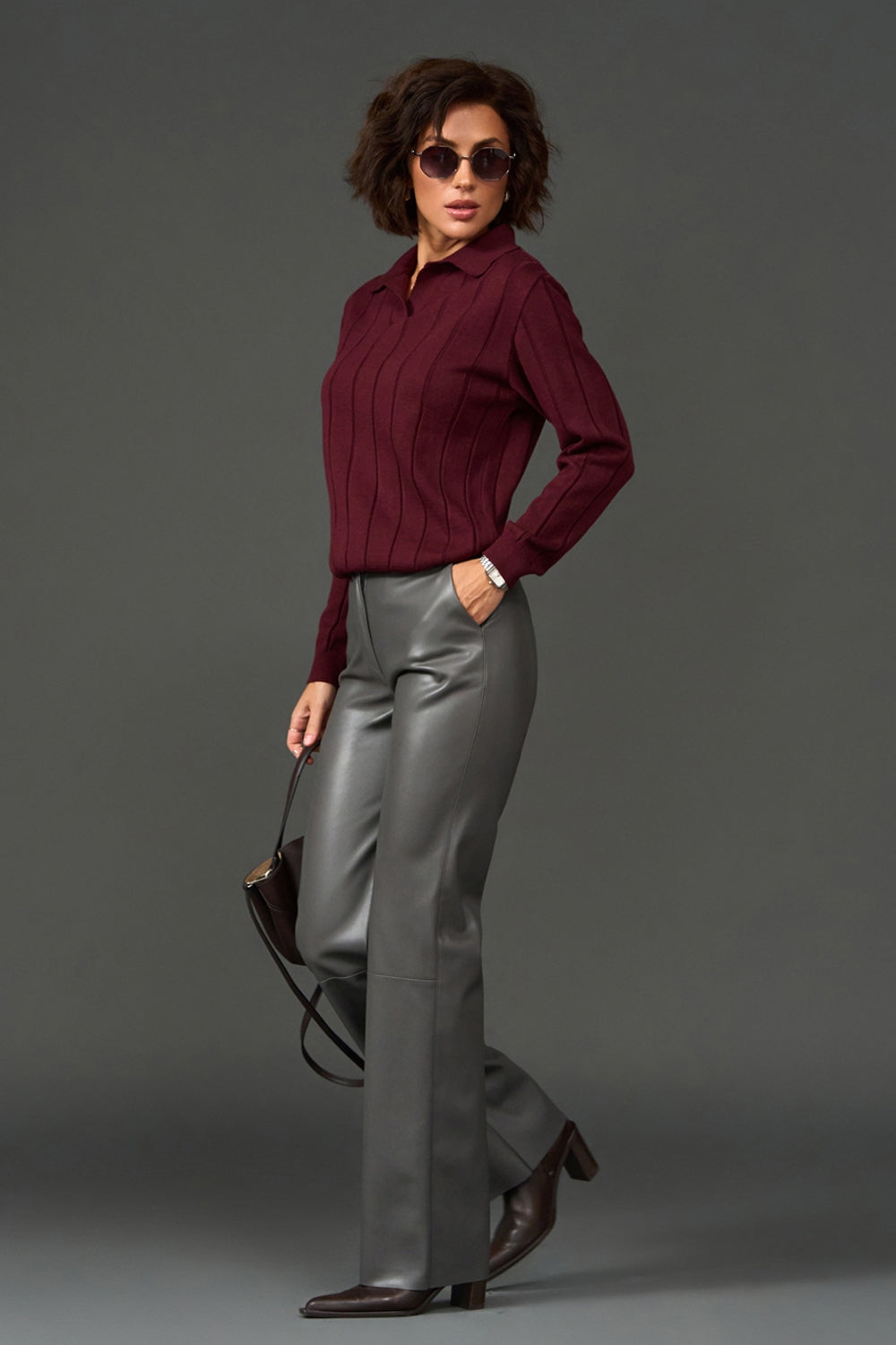 Pantaloni din piele ecologică 3076 — gri