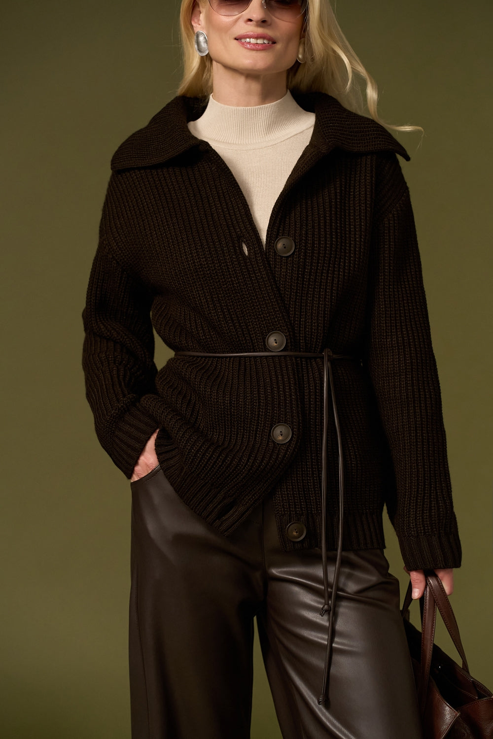Cardigan 2872 — ciocolată amară