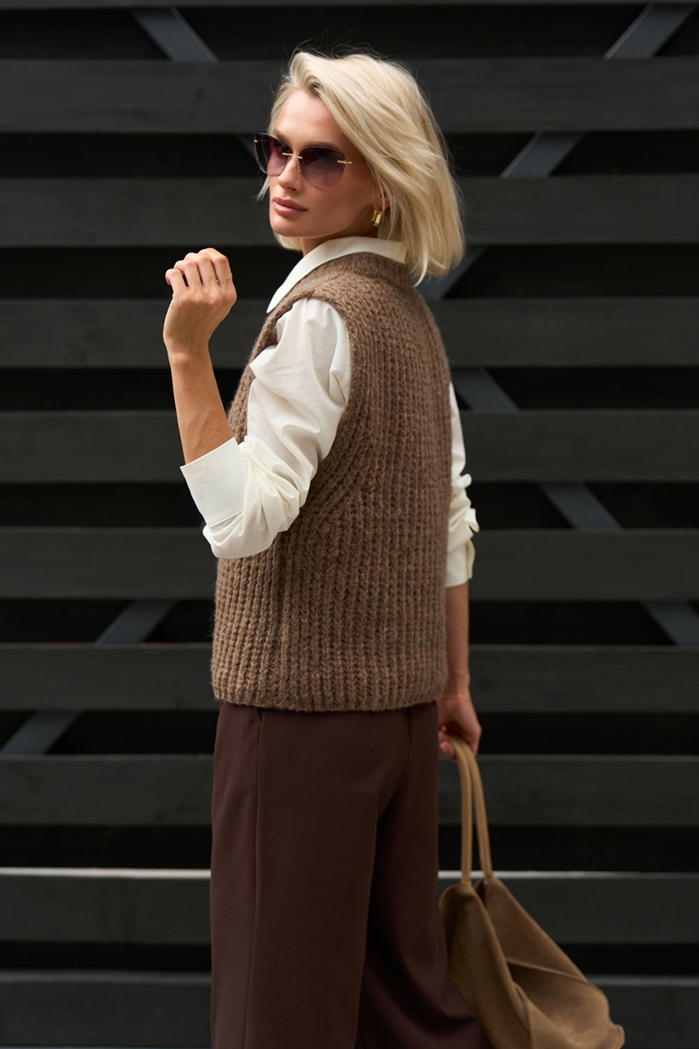 Vestă 4021 — caramel