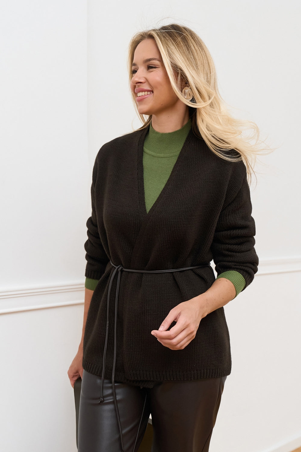 Cardigan petrecut 2966 — ciocolată amară - ciocolată amară