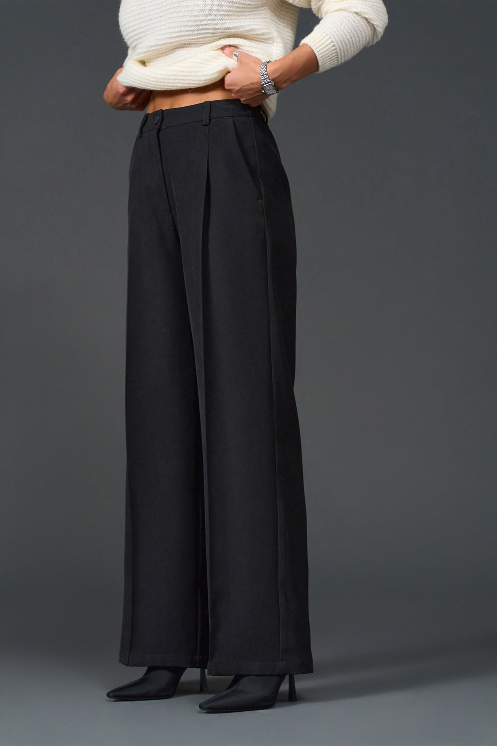 Pantaloni 3137 — negru