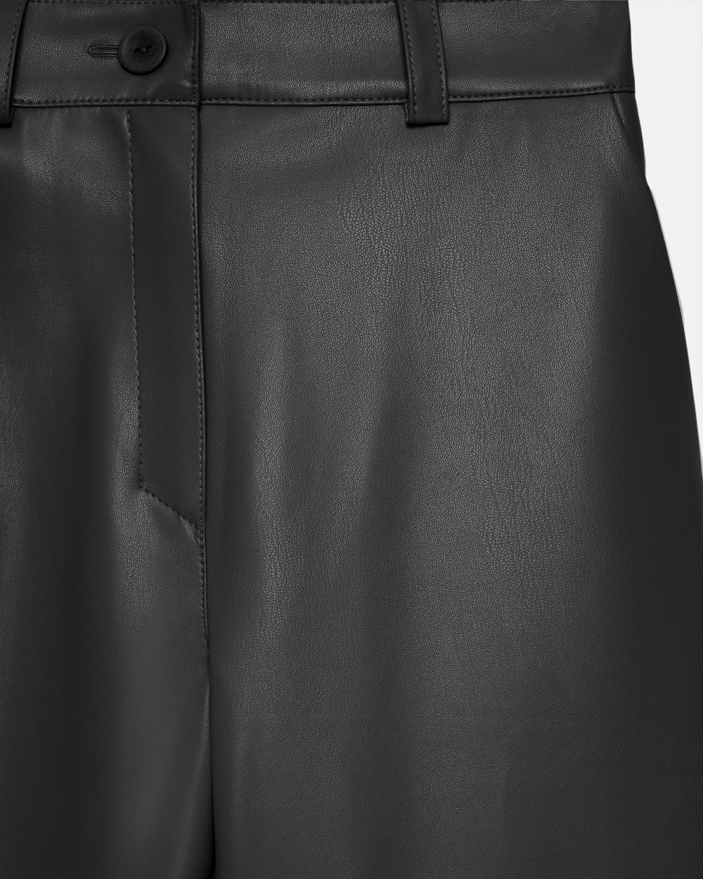 Pantaloni din piele ecologică 3076 — negru