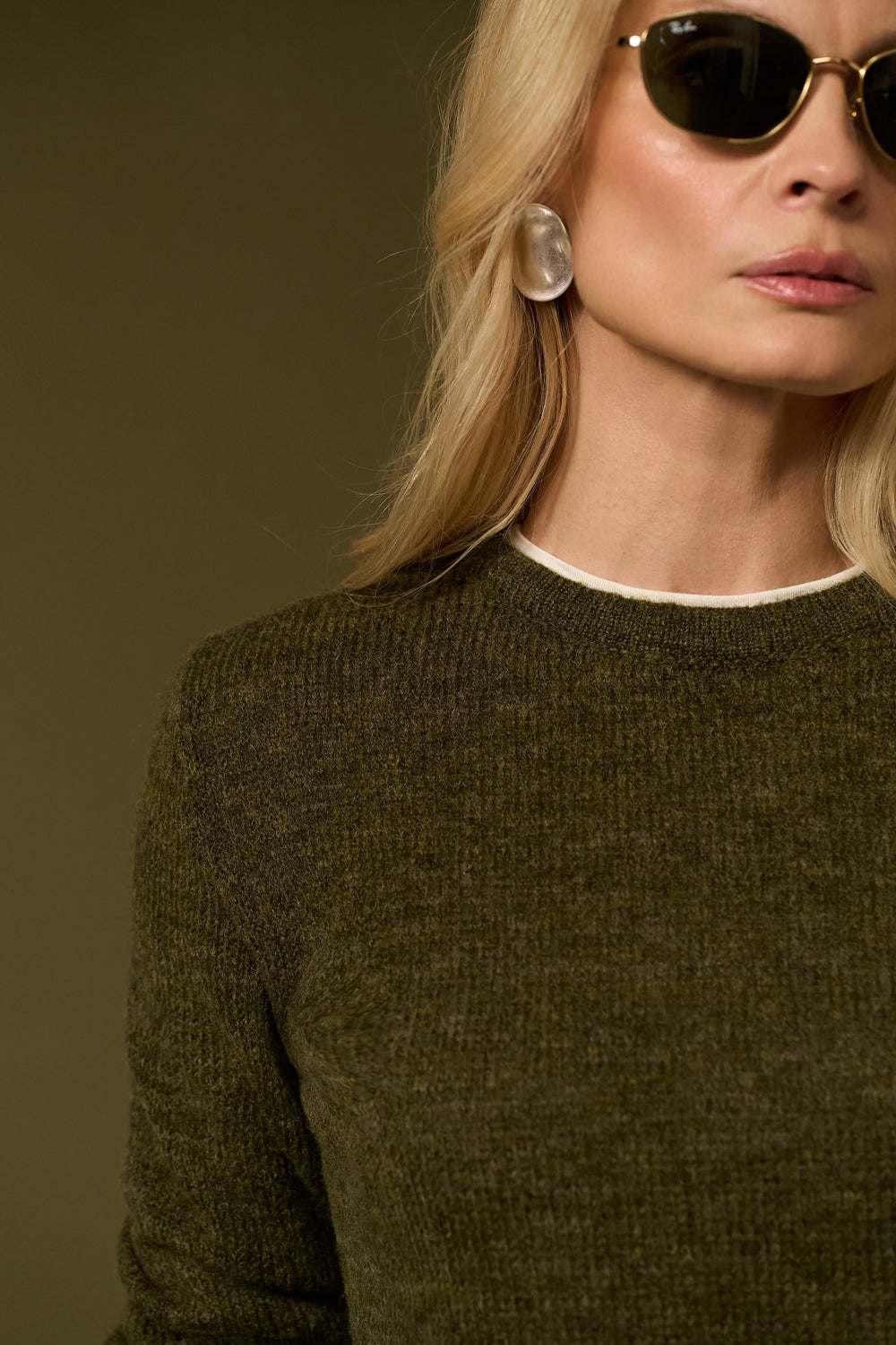 Pulover 2939 — oliv - oliv