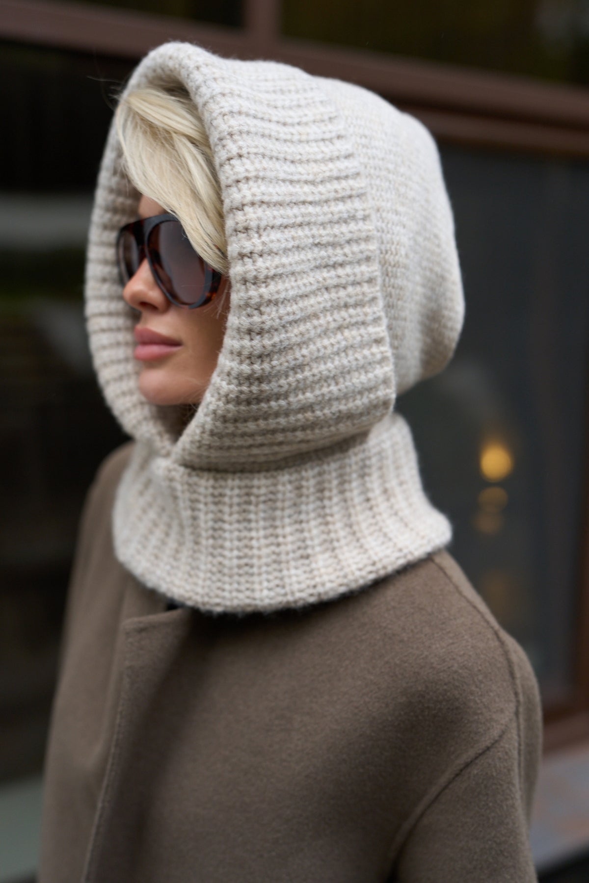 Glugă tricotată tip snood 4033 — in