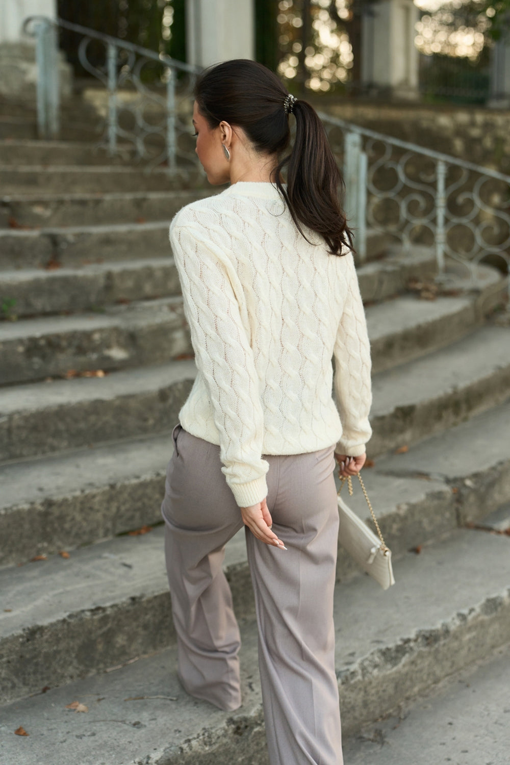 Pulover cu împletituri 2988 — ivory