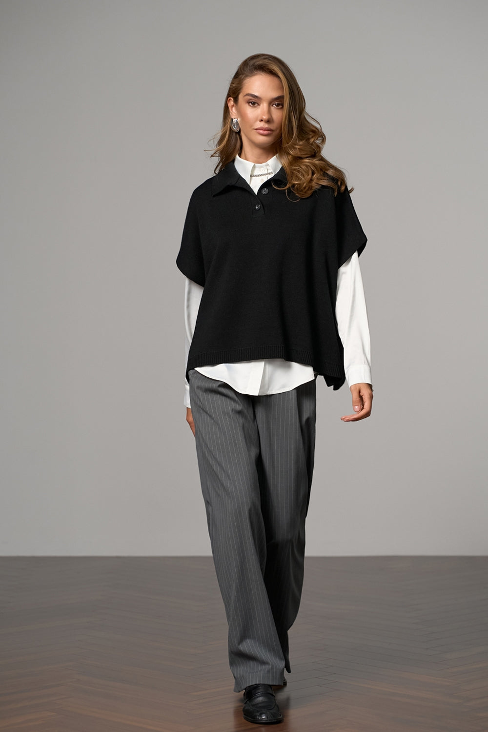 Poncho 2885 — negru